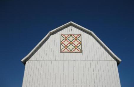 Double Wedding Ring Barn Quilt